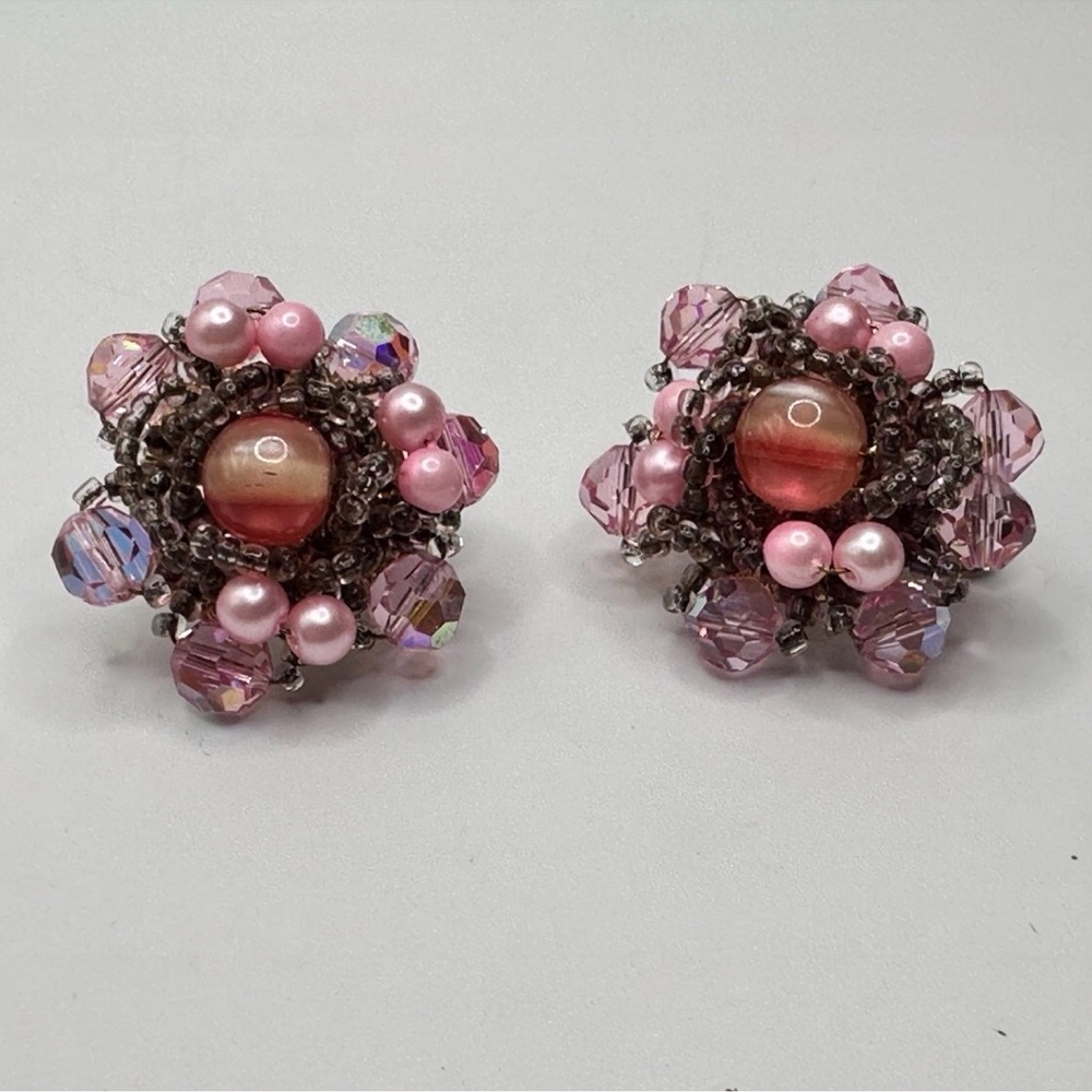 VTG Vendome Pink Beaded Cluster Clip Earrings Pat 280950 AB  Gold Tone 1950s